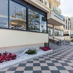 Hotel Garden 3*