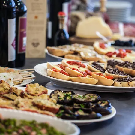 Отель Garden Чезенатико